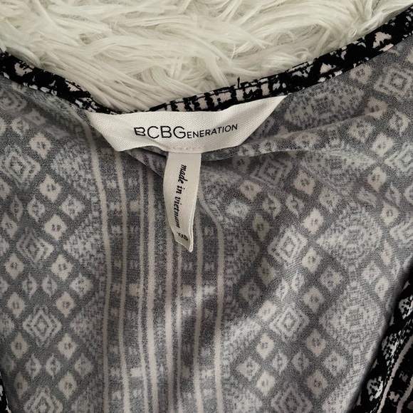 Women’s Romper - Picture 3 of 3